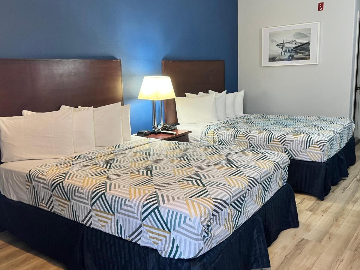 Baymont By Wyndham Ridgecrest Motel Ngoại thất bức ảnh